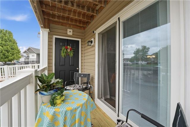 5610 NE 80th Terrace 2C, Kansas City, MO 64119