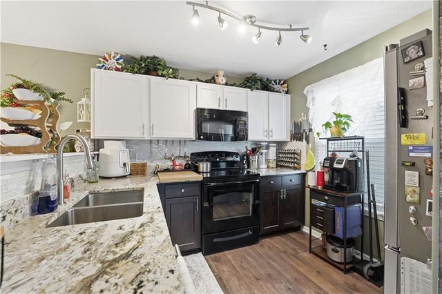 5610 NE 80th Terrace 2C, Kansas City, MO 64119
