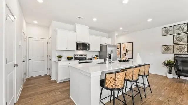 7262 Sherwood Square Drive 14, Flowery Branch, GA 30542