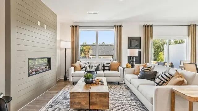 7262 Sherwood Square Drive 14, Flowery Branch, GA 30542