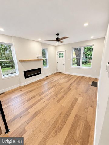 7 CUBLER CT, Westville, NJ 08093
