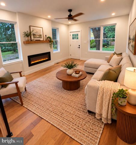 7 CUBLER CT, Westville, NJ 08093