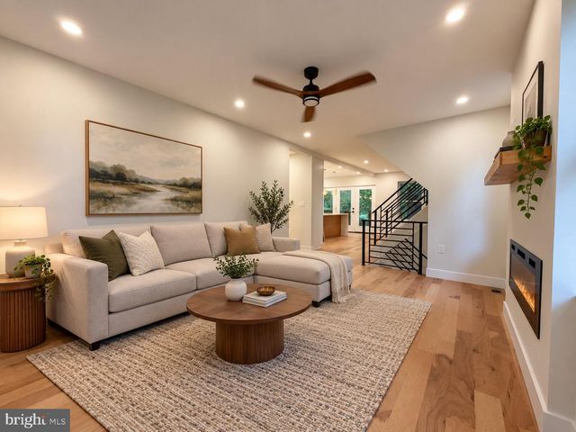 7 CUBLER CT, Westville, NJ 08093