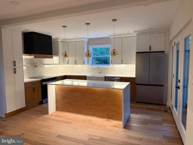 7 CUBLER CT, Westville, NJ 08093