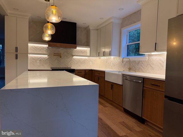 7 CUBLER CT, Westville, NJ 08093