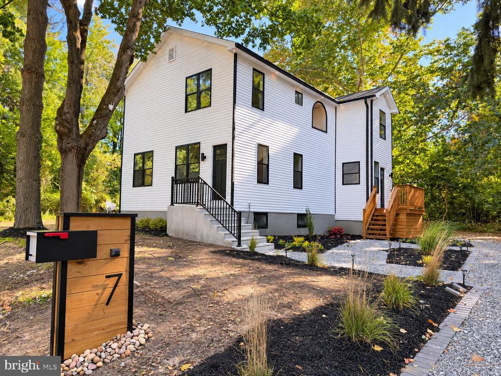7 CUBLER CT, WESTVILLE, NJ 08093 — exterior