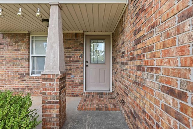 1175 Verbena Dr, Conway, AR 72032