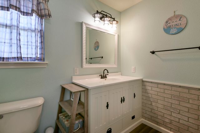 22419 Trout Street, Golden, MO 65658