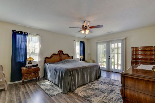 22419 Trout Street, Golden, MO 65658