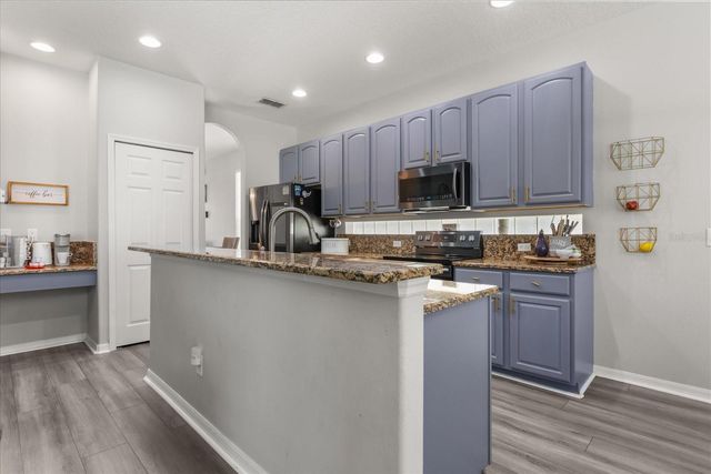 9361 PECKY CYPRESS WAY, Orlando, FL 32836