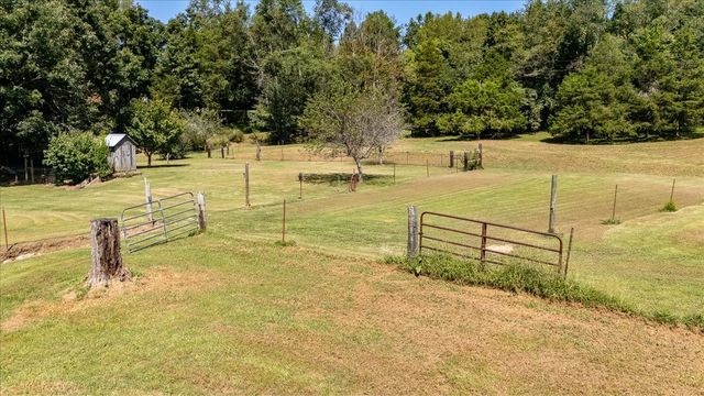 6307 Bell Branch Trl, Nunnelly, TN 37137