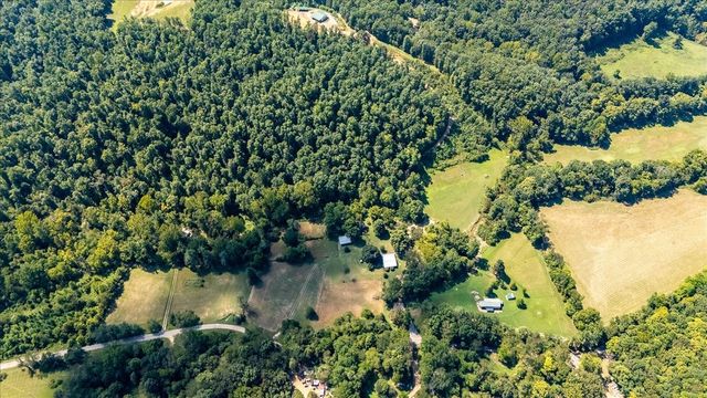 6307 Bell Branch Trl, Nunnelly, TN 37137
