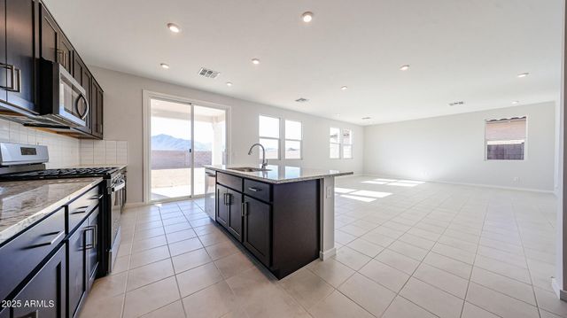 22881 W MONONA Lane, Surprise, AZ 85387