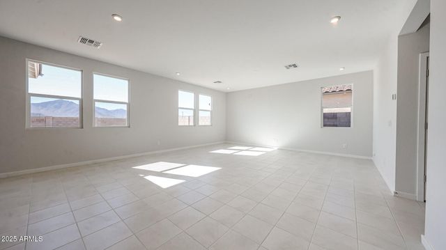 22881 W MONONA Lane, Surprise, AZ 85387