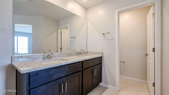 22881 W MONONA Lane, Surprise, AZ 85387