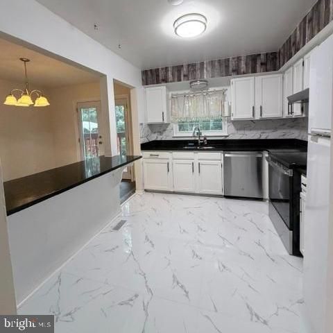 14934 LADY MADONNA CT, Centreville, VA 20120