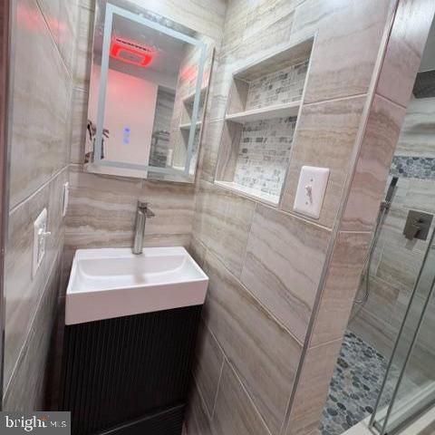 14934 LADY MADONNA CT, Centreville, VA 20120