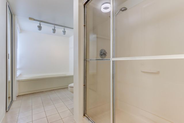 5800 Camino Del Sol Apt 103, Boca Raton, FL 33433
