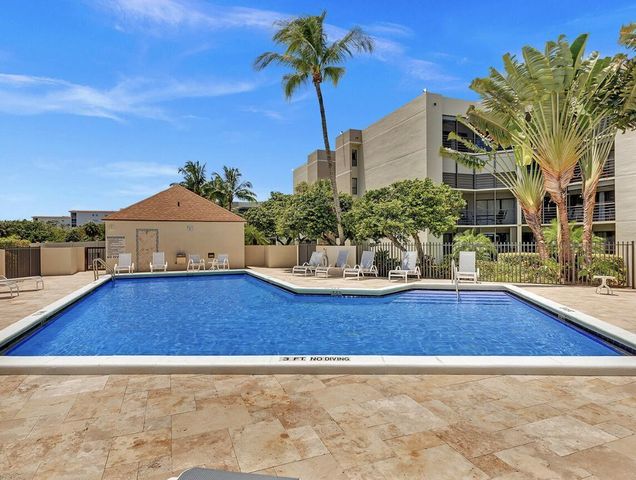 5800 Camino Del Sol Apt 103, Boca Raton, FL 33433