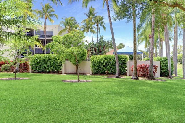 5800 Camino Del Sol Apt 103, Boca Raton, FL 33433