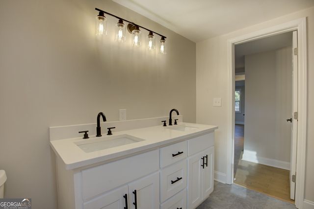 144 Flat Rock, Oxford, GA 30054