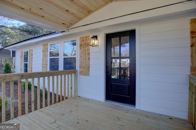 144 Flat Rock, Oxford, GA 30054