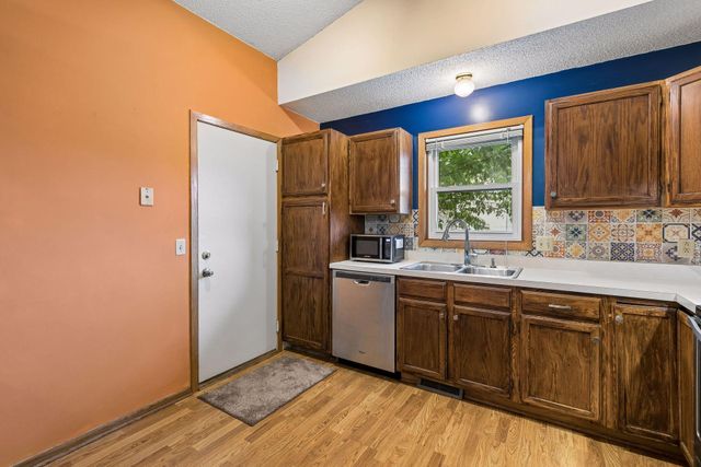 4482 Oak Pond Road, Eagan, MN 55123
