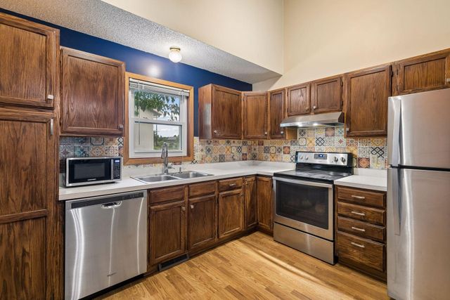 4482 Oak Pond Road, Eagan, MN 55123