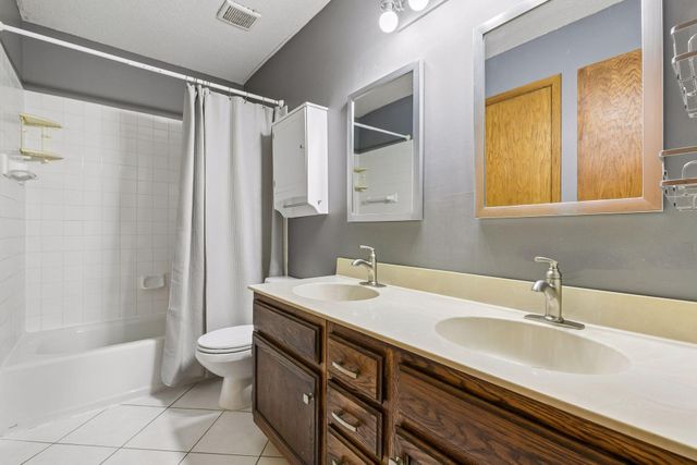 4482 Oak Pond Road, Eagan, MN 55123