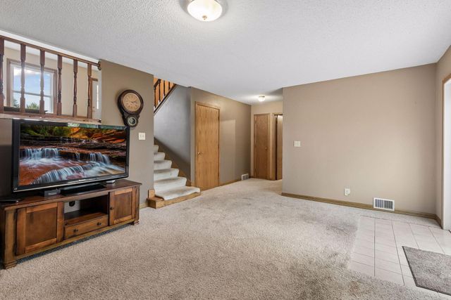 4482 Oak Pond Road, Eagan, MN 55123