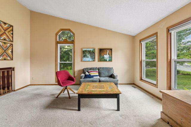 4482 Oak Pond Road, Eagan, MN 55123