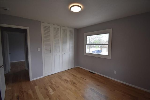 113 Overhill Drive, Paola, KS 66071