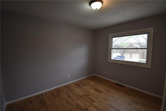 113 Overhill Drive, Paola, KS 66071