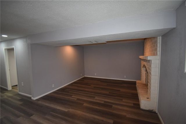 113 Overhill Drive, Paola, KS 66071