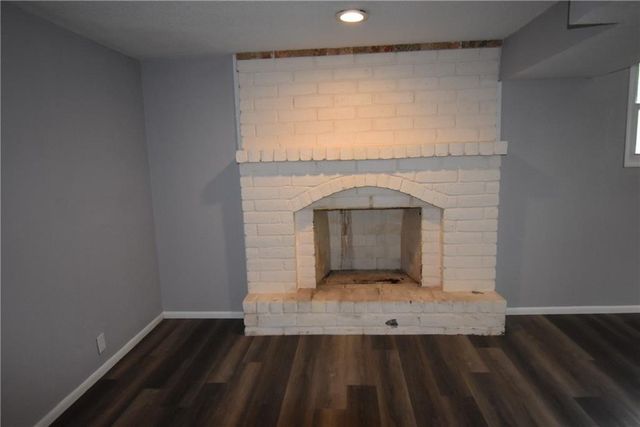 113 Overhill Drive, Paola, KS 66071