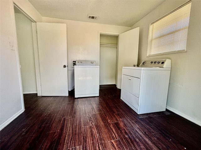 1205 Olander ST, Austin, TX 78702