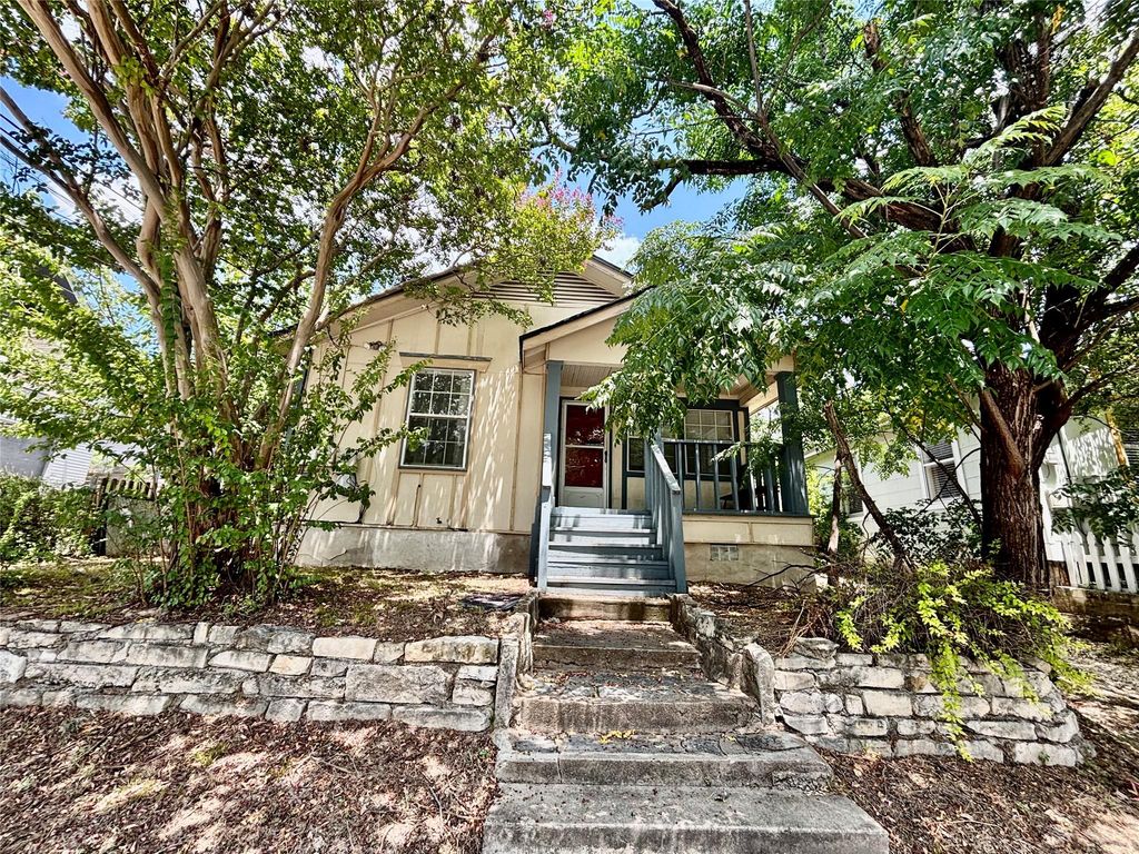 1205 Olander ST, Austin, TX 78702