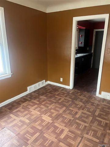 15776 Evergreen Road, Detroit, MI 48223