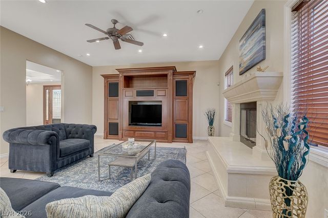 6180 El Camino Road, Las Vegas, NV 89118