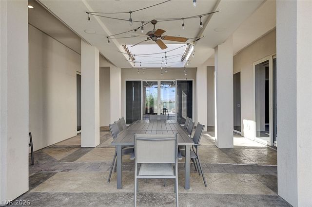 6180 El Camino Road, Las Vegas, NV 89118
