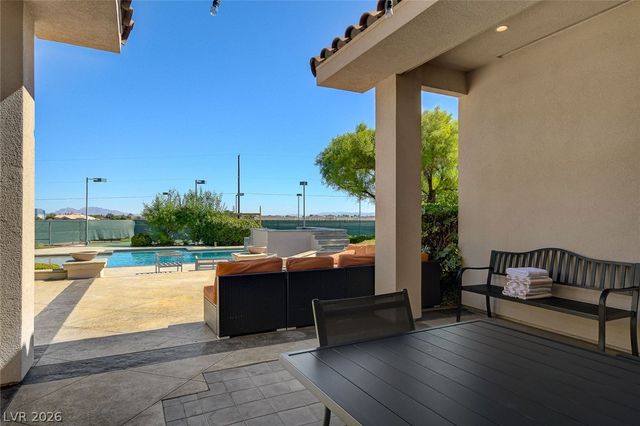 6180 El Camino Road, Las Vegas, NV 89118