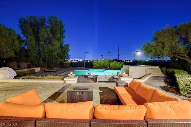 6180 El Camino Road, Las Vegas, NV 89118