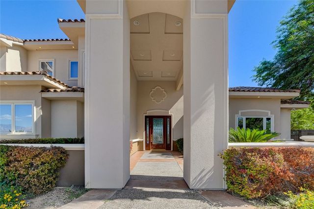 6180 El Camino Road, Las Vegas, NV 89118