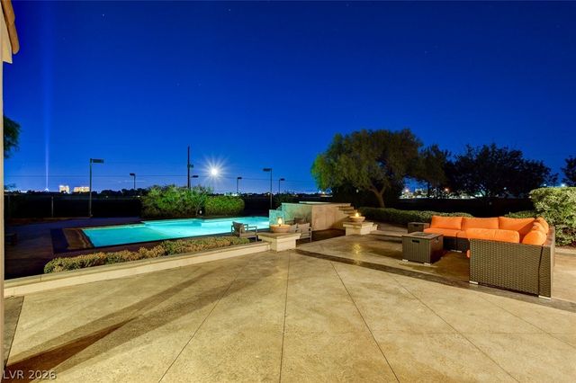 6180 El Camino Road, Las Vegas, NV 89118