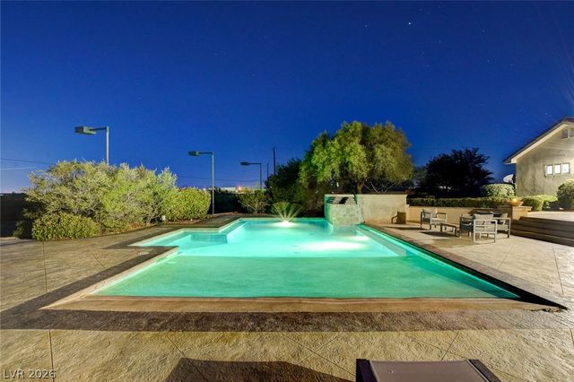 6180 El Camino Road, Las Vegas, NV 89118