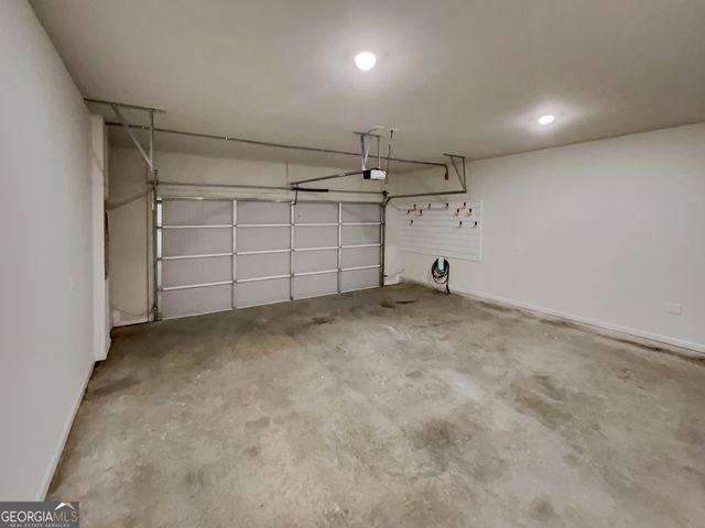 218 Morris Creek Drive, Hoschton, GA 30548