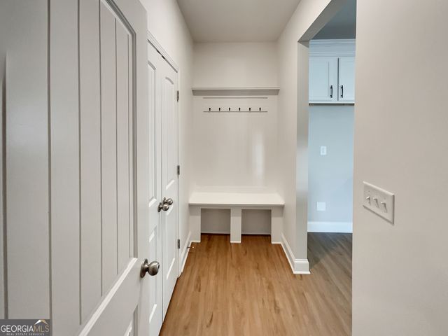 218 Morris Creek Drive, Hoschton, GA 30548