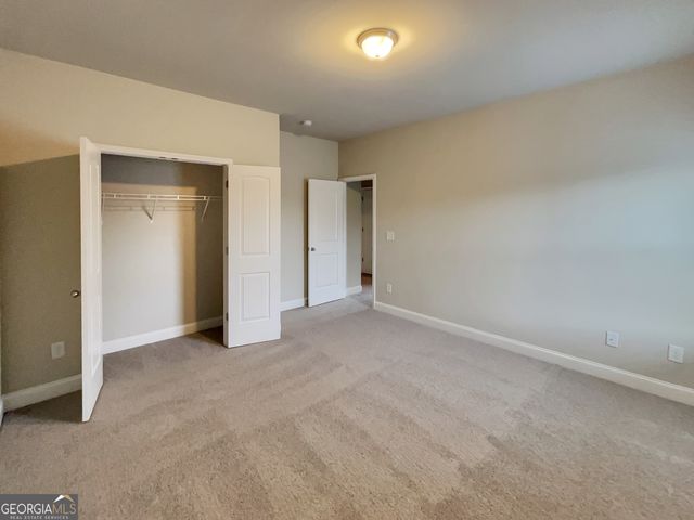 218 Morris Creek Drive, Hoschton, GA 30548