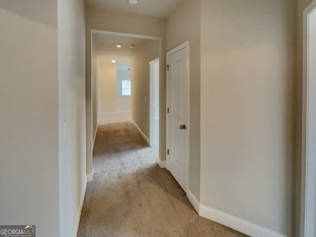 218 Morris Creek Drive, Hoschton, GA 30548