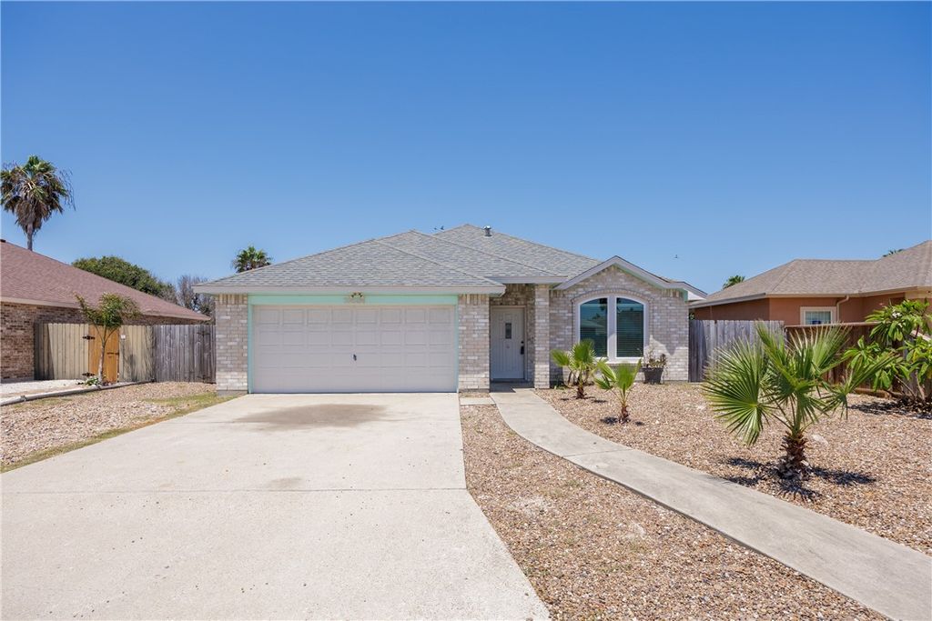13834 Flintlock Dr, Corpus Christi, TX 78418 — photo 3